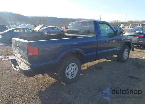 2000 Chevrolet S-10 Ls from USA, damaged, VIN 1GCDT14W7Y8217068